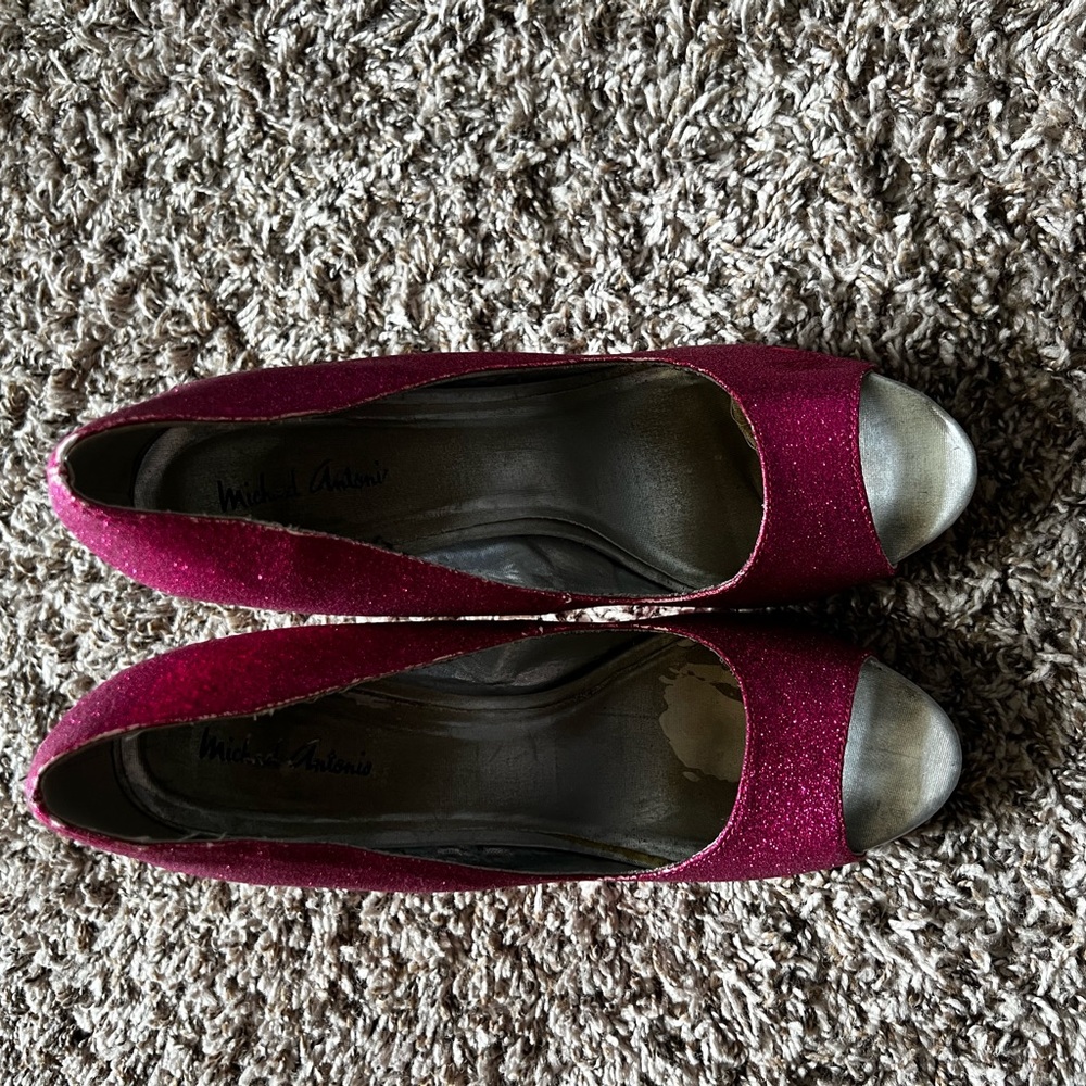 Hot pink sparkle heels - Picture 2 of 3